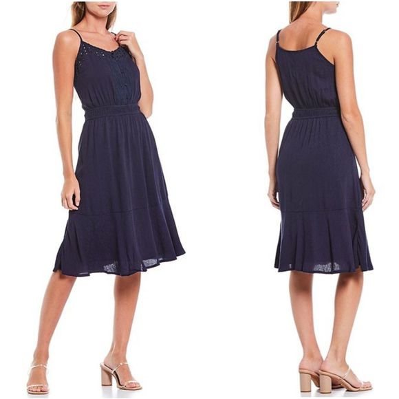 Anthropologie Dresses & Skirts - Anthropologie V-Neck Lace Sleeveless Midi Dress 2X